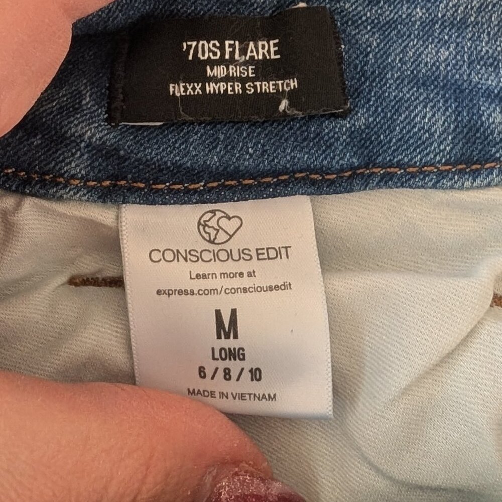 Express 70s flare Mid-Rise Flex Hyper Stretch Denim Jeans Medium Long 6/8/10 - Picture 9 of 11